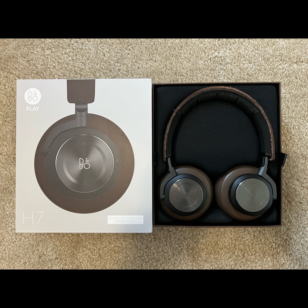 B&O Beoplay H7 Wireless Headphones